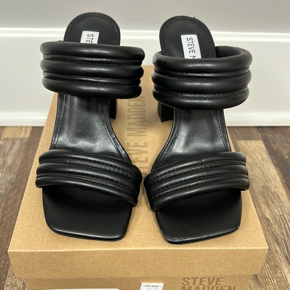 Steve Madden sandals